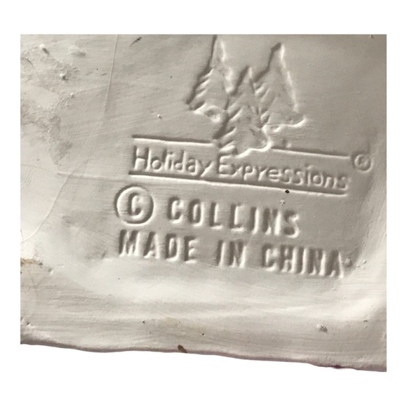 Enchanted Lighted Christmas Porcelain Village Piece - Picture 6 of 6